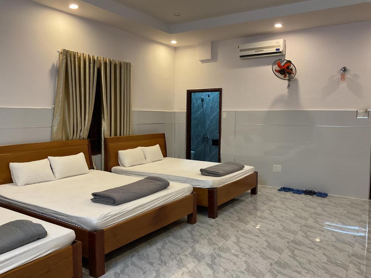 Hoang Linh Hotel Buon Ma Thuot Exterior foto