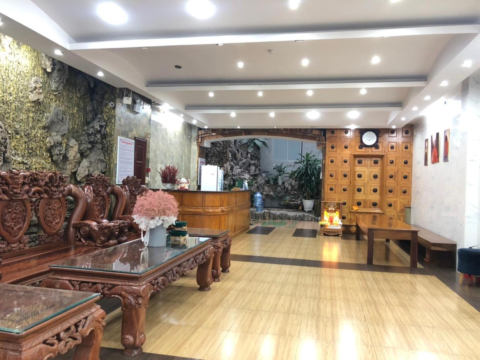 Hoang Linh Hotel Buon Ma Thuot Exterior foto